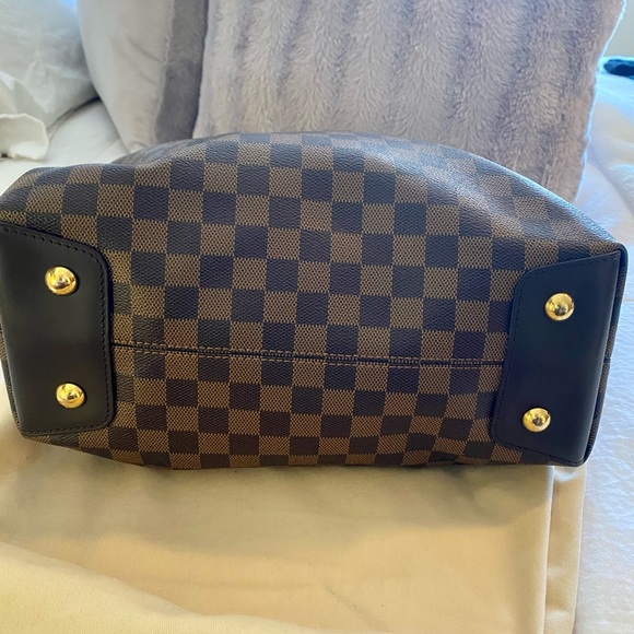 Authentic Louis Vuitton Duomo $1250 - Picture 5 of 5